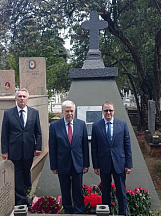 On the occasion of Diplomat's Day the officials of the Russian Embassy in Addis Ababa held a traditional ceremony of wreath-laying to the tomb of the Russian diplomat Konstantin Lishin, Minister-resident of the Russian Empire to Abyssinia